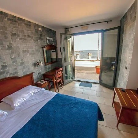 Capomulini فندق مبيت وإفطار 3*